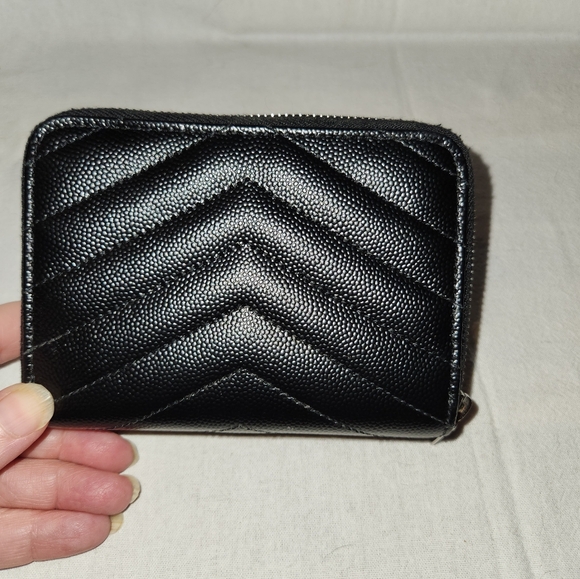 NWOT YSL Leather wallet - Picture 2 of 6